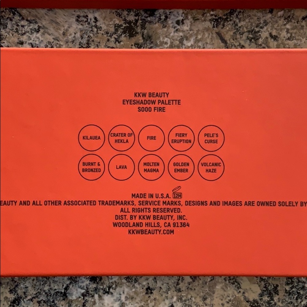 KKW BEAUTY
Sooo Fire Eyeshadow Palette - Picture 6 of 6